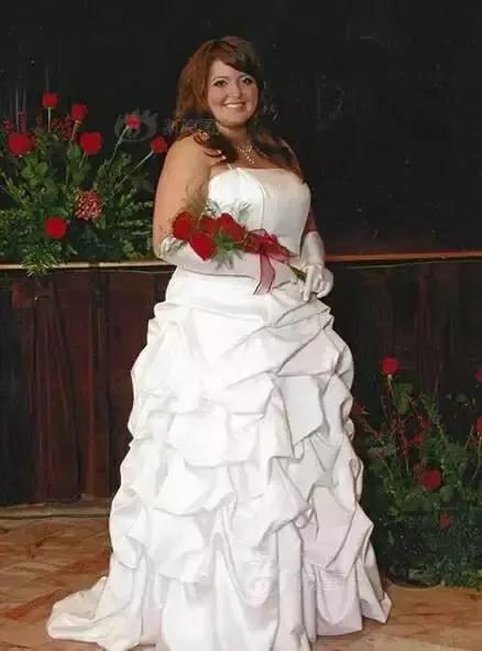 120斤胖女孩婚纱照图片