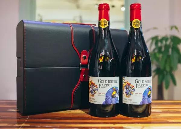 金袋鼠两只皮盒 698元 /套 金袋鼠是去年的红酒点击量zui好的哟!