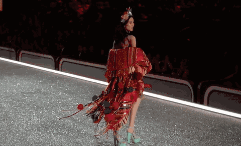 不作不婊,男女通杀,这样的刘雯值得我爱一辈子