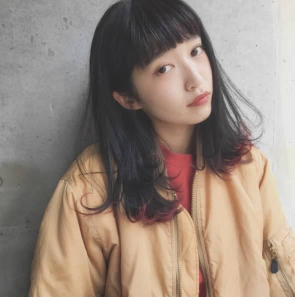 眉上不规则刘海(又名狗啃刘海)