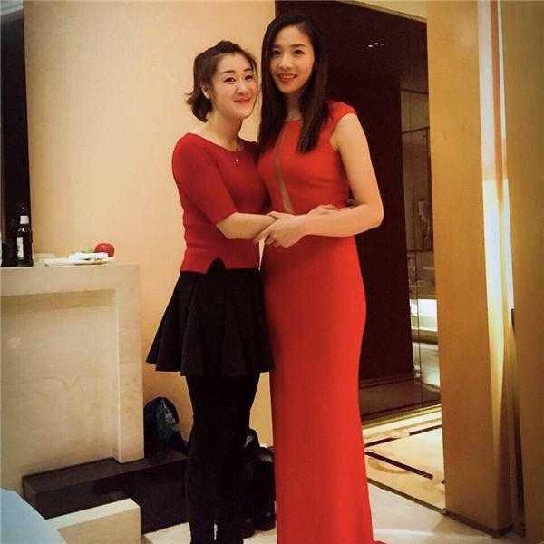 魏秋月同框张常宁 成熟女人和青涩女生的区别明显 体育频道 手机搜狐