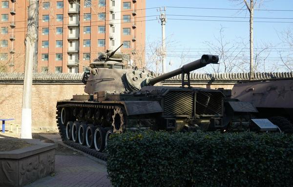 典型装备  :美军m48主战坦克