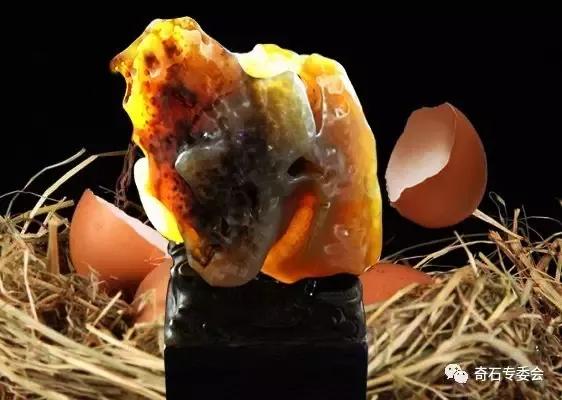 "金鸡出壳"惊现潘家园微型奇石精品展