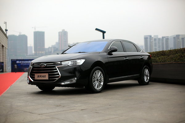 成就价值越级之作 静态实拍江淮瑞风a60