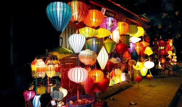 跟着杜拉斯,重温《情人》中的越南