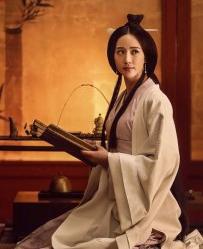 司马懿隐忍无比,还是让儿媳妇看出了狼子野心