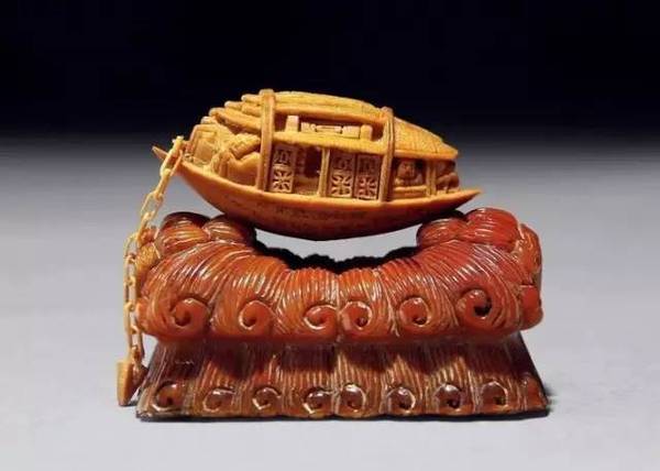 清 湛谷生制核雕「赤壁赋」小舟