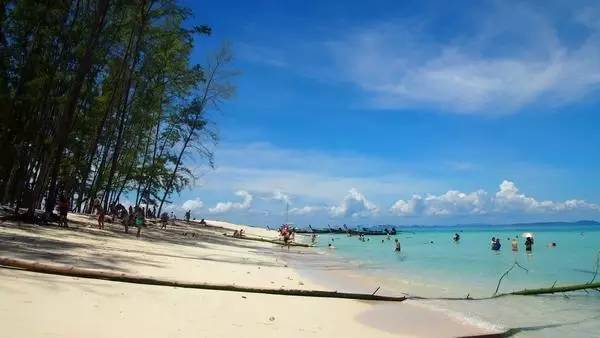 普吉岛、长滩岛、巴厘岛哪个更值得一去?