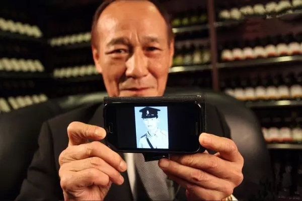 陈惠敏:与李小龙齐名,香港第二辆兰博基尼车主