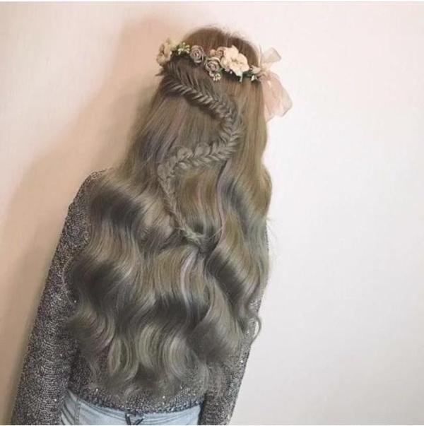 1,长发篇今年风靡大江南北的发型,女神背影又名水波纹(大波浪)