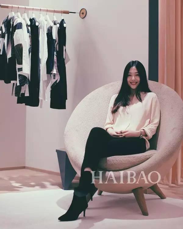 被传自杀曝露点照,放飞自我的崔雪莉经历了什么