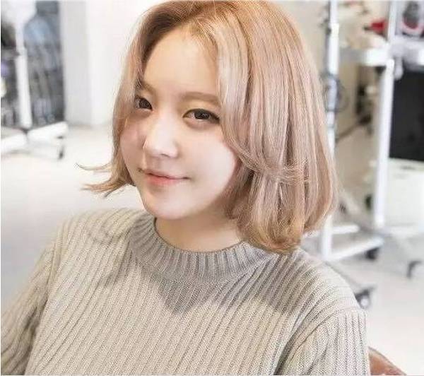 短发妹纸这样染烫!逛街绝对更抢镜!