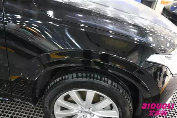 沃尔沃翼子板喷漆,再次诠释"完美"!