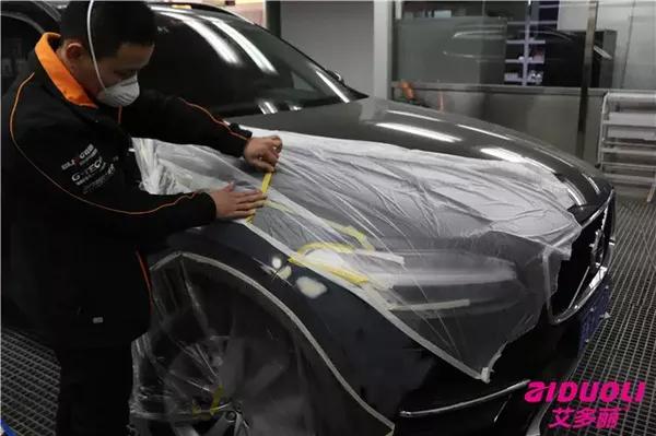 沃尔沃翼子板喷漆,再次诠释"完美"!