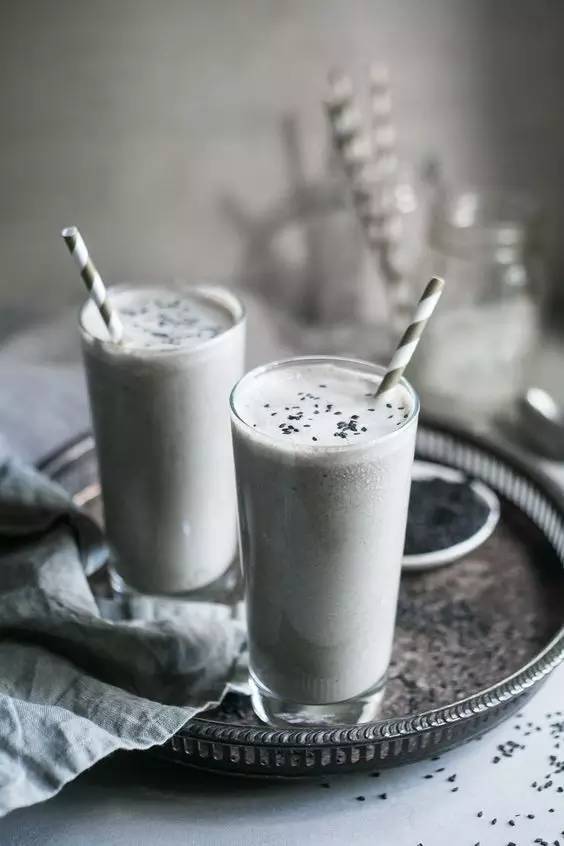 「 豆浆泡沫 pinpinlife 」 打豆浆时的泡沫是由皂苷产生的,加一点点