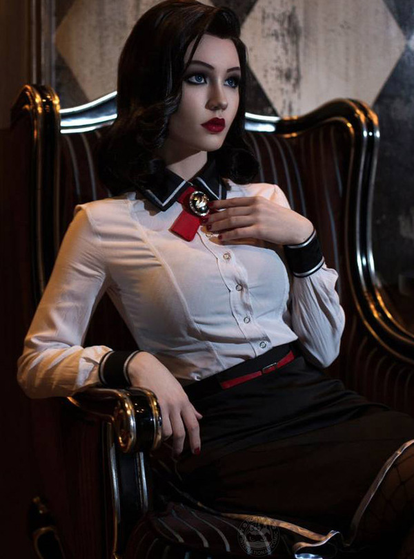 《生化奇兵》cosplay 神还原伊丽莎白