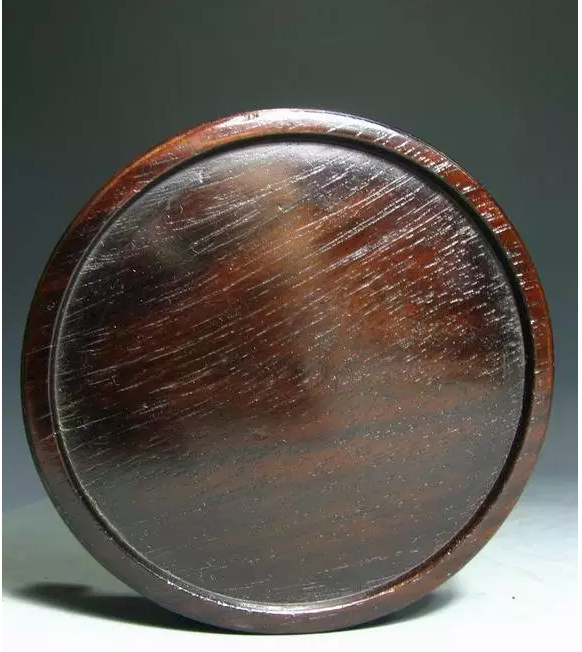 历史上紫檀木在清朝为什么有那么高的地位?