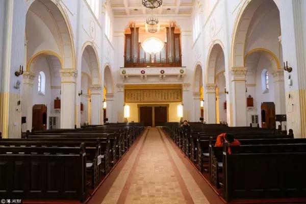 中国唯一的祝圣教堂——青岛天主教圣弥厄尔大教堂