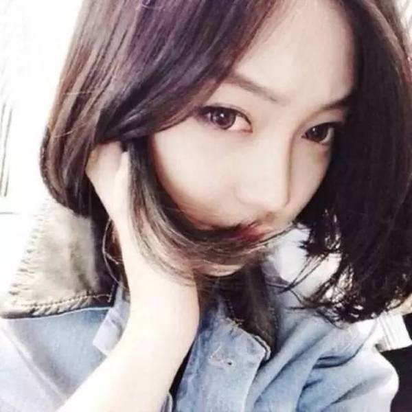 " hold得住凌乱美的 才是是真美 凌乱让头发蓬松 不局限于固定发型