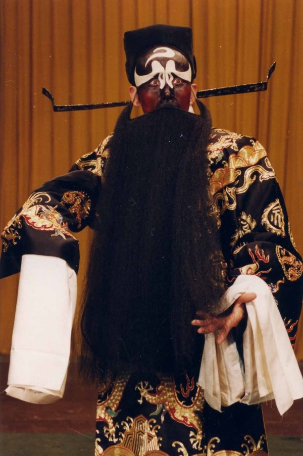 孟广禄《开讲啦》:跪在地上学古人,站起来写自己