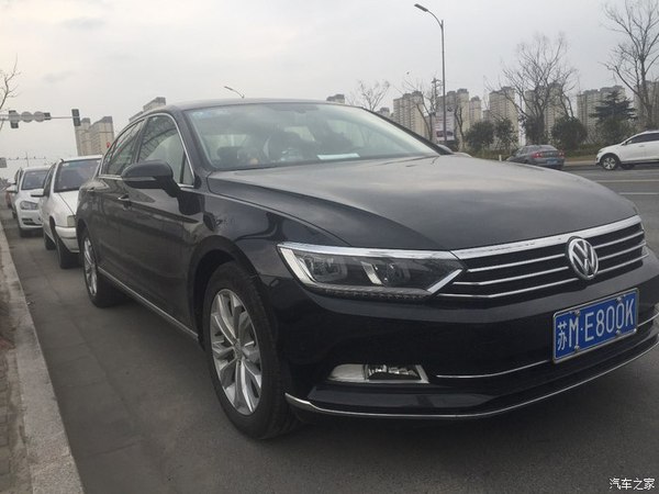 多图:迈腾1.8t 靓黑豪华版,提车两月使用感受