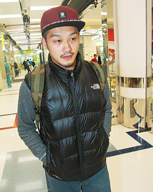 吴浩康(吴伟男),歌手,演员,1983年6月13日出生于香港,隶属于英皇娱乐