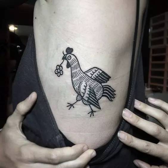 鸡年玩什么?不如看看这些纹身鸡