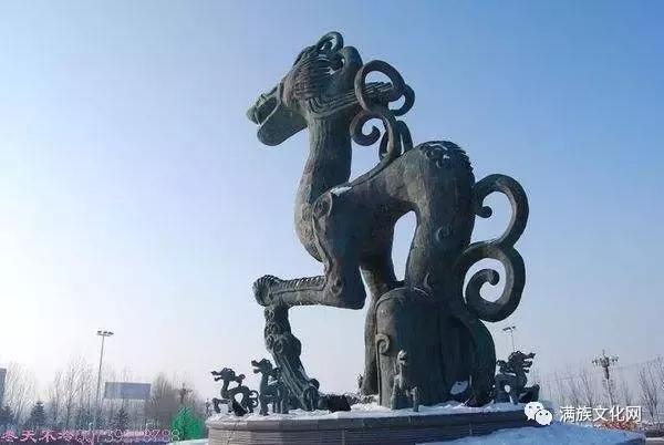 不要傻傻分不清,满洲有自己特色的龙!