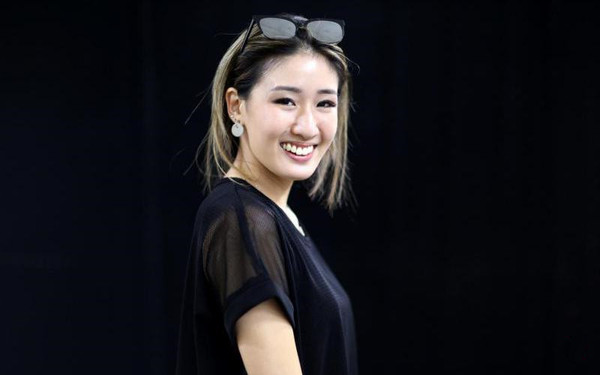 Kimberly Wang 王智荟 与包勋评 臭味相投 新闻频道 手机搜狐