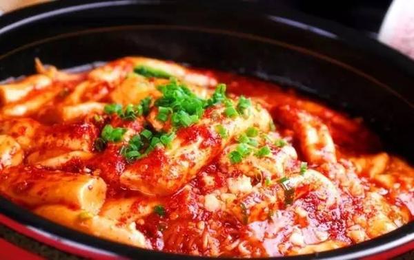 飘香牛脊髓 牛脊髓有补中益气,滋养脾胃,强健筋骨,化痰息风,止渴止涎