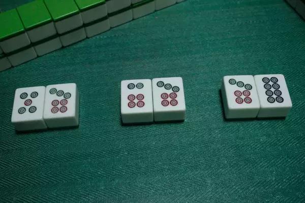 4.单吊六索的意思是手里有 ( ) a.一只五索和一只七索 b.