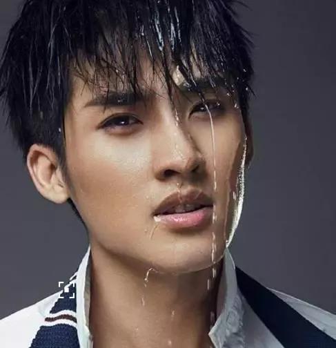 ▼ 剧中的九师兄令羽,只可惜出来才第六集就去领盒饭了