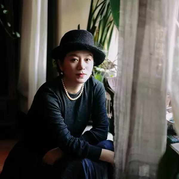 我是庆山,但你依然可以叫我安妮宝贝 | 人物