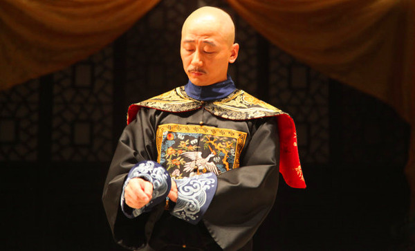 《大清盐商》中的贪官和珅剧照 在漫长的5000年历史中,贪官几乎椿没