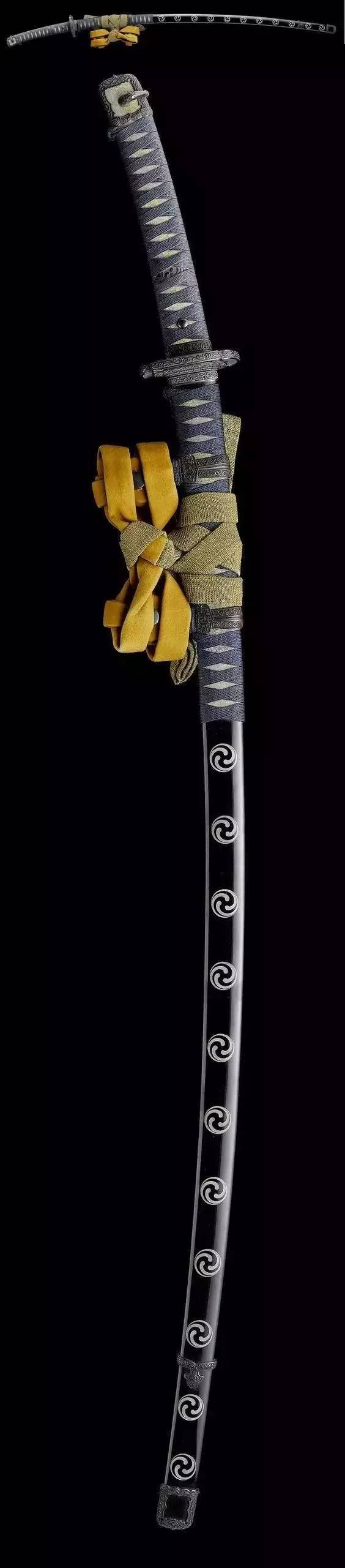 日本镰仓时代末期的大型刀:大太刀,野太刀