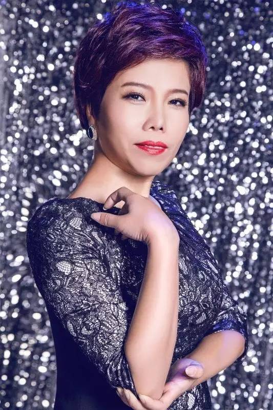 "都劝我做女人 可是我只想做个人 ." | 洪泰帮8位女创始人访谈录