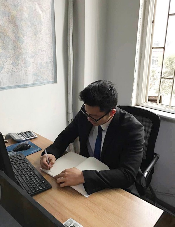 坚定信念 携手奋进——成都华杰叶振华