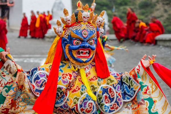 金刚舞,蕴藏在舞姿里的变幻化度以及安乐祥和