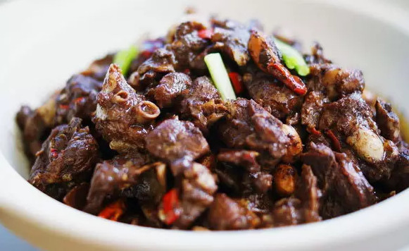 一场意外换来的美味血鸭!