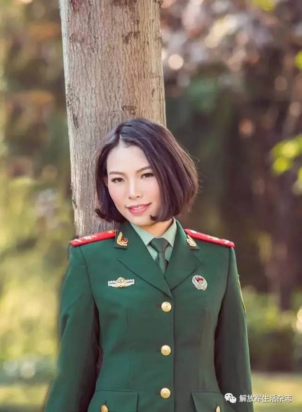 中国最美女武警图片