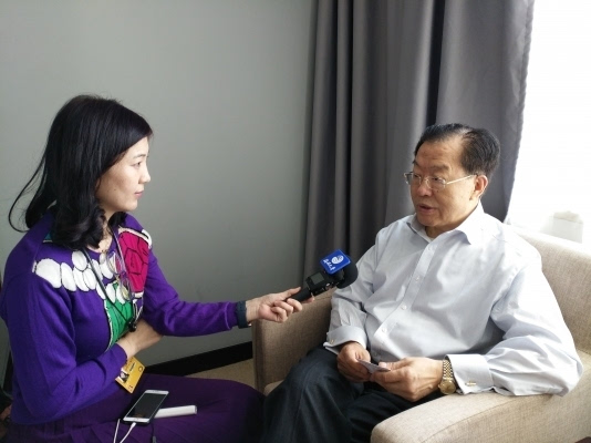 全国政协委员,港中旅集团公司董事长张学武建议促进民族品牌邮轮鹤