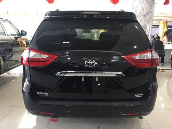 丰田塞纳家用商务大气舒适安全