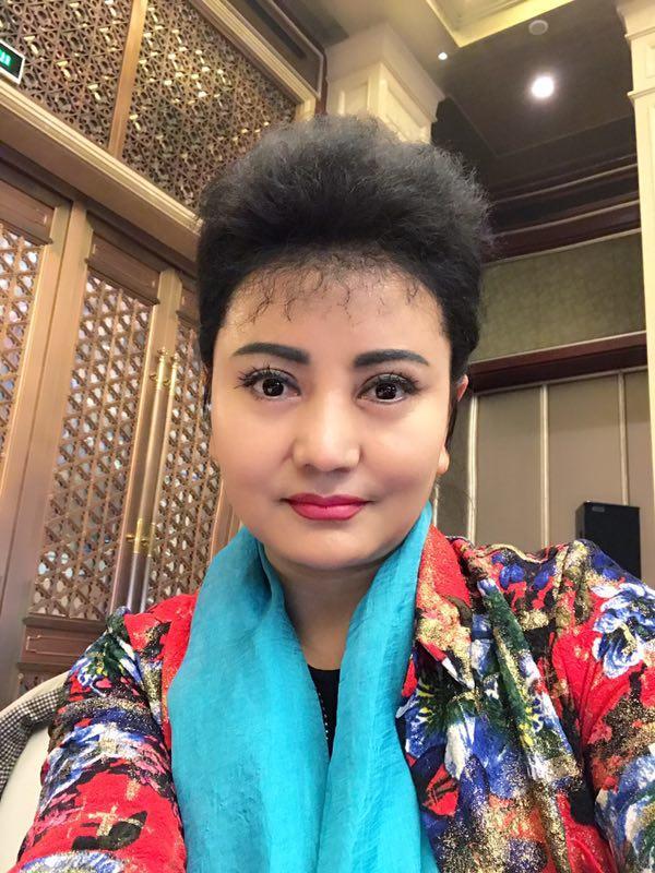 郭瓦加毛吉德艺双馨艺术家著名藏族歌唱家的哈达情-新闻频道-手机搜狐