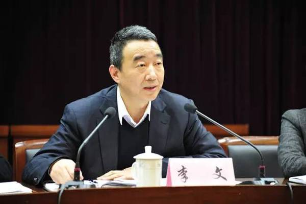 以实际行动助力昆山创建全国文明城市,确保顺利通过镇党委李文书记