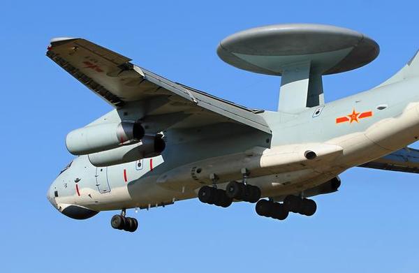 图为中国空警2000大型预警机