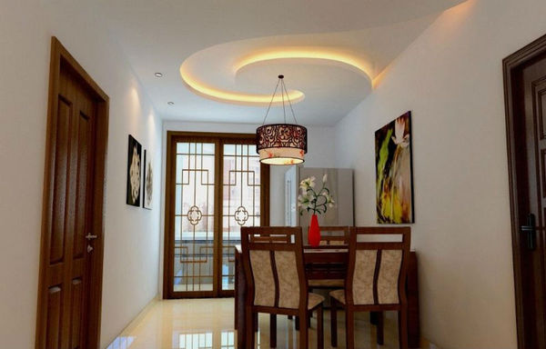 餐厅面积一般都比客厅小,可考虑在餐厅做吊顶装饰.