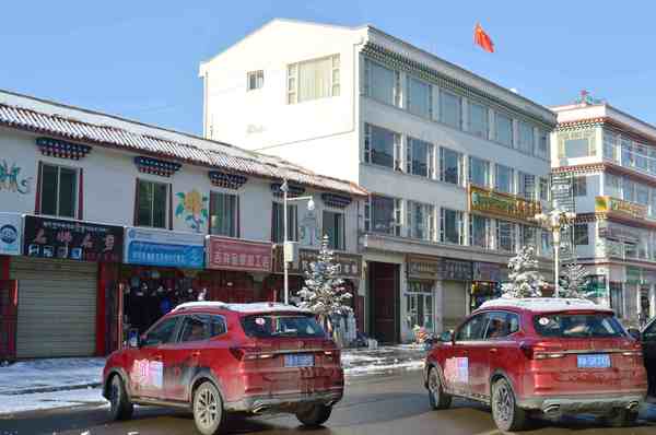 在阿坝州:有一个很阳光,很美的地方叫阿坝县!