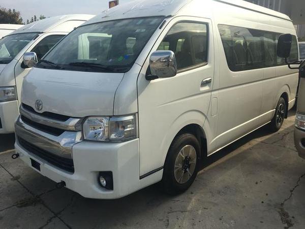 豐田海獅麵包車,13座豐田海獅麵包車