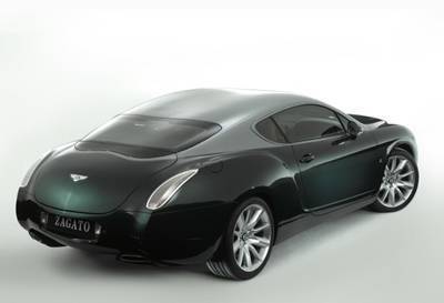 乘坐 410 ,990,996等公交线在 地铁菊树站——公交站下车即可步行至