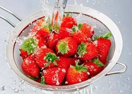 【注意】最脏的水果原来是它,至少残留20种农药?这个季节正在上市!